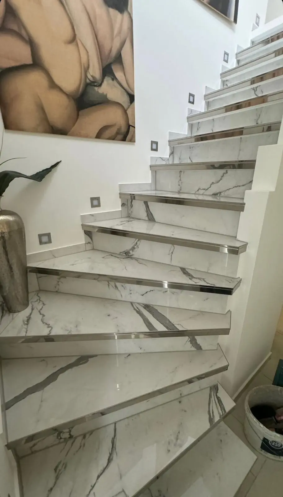 Treppe mit Fliesen